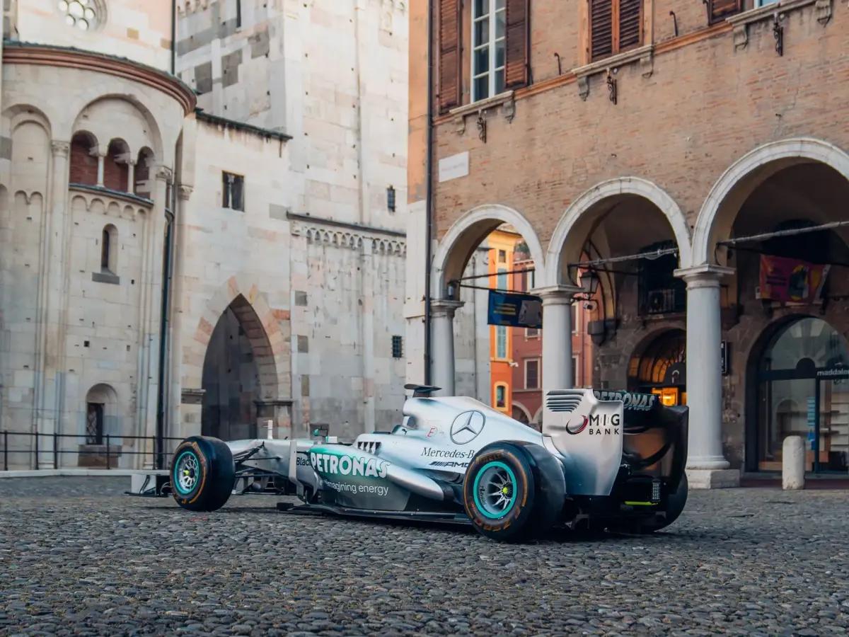 Mercedes 04